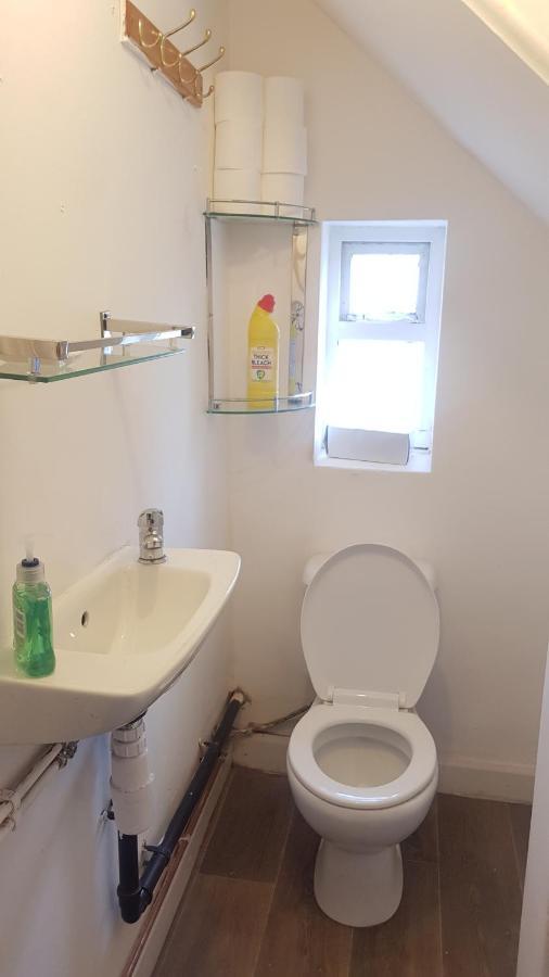 Double Bedroom In Withington, M20. 1 Db Bed, Rm 1 Bed & Breakfast Manchester