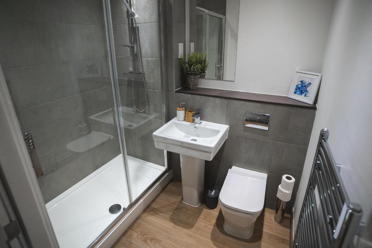 Modern 1-bed - Brand New - - Free Wi-fi Apartment Manchester