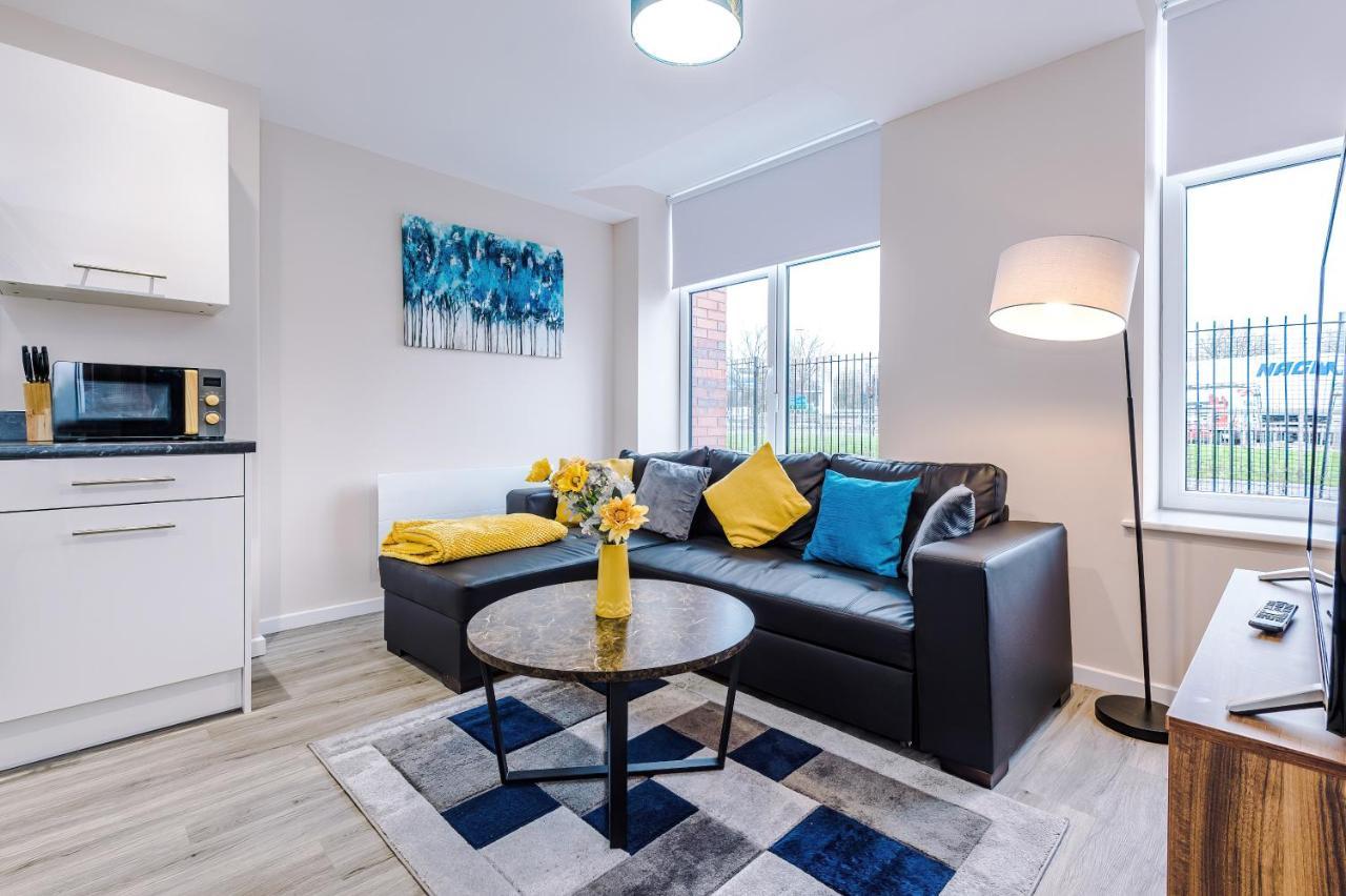 Weelky And Monthly Bookings At Cassia Unit - Telly Homes Ltd -brand New 1 Bedroom Salford, Apartment