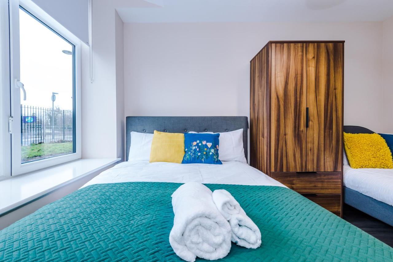 Weelky And Monthly Bookings At Cassia Unit - Telly Homes Ltd -brand New 1 Bedroom Salford, Manchester