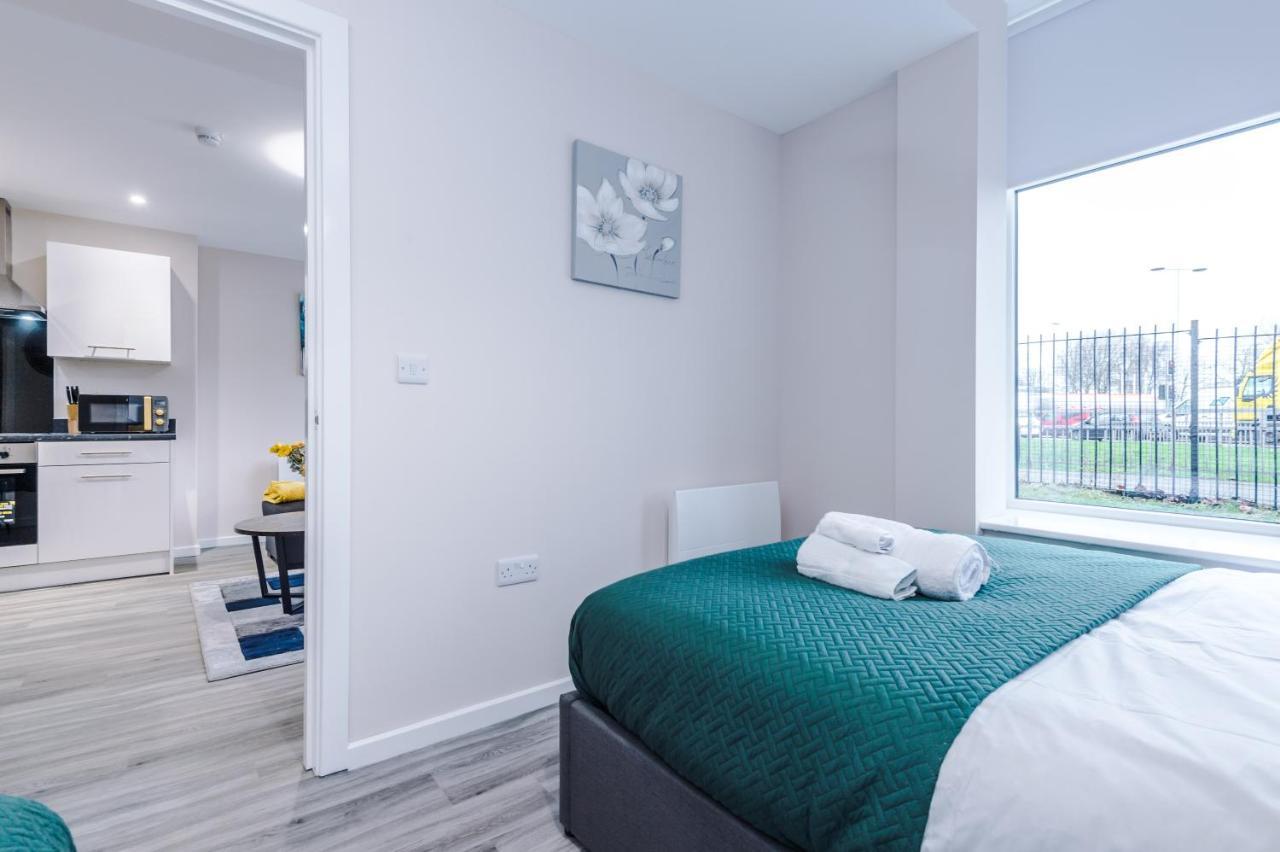 Apartment Weelky And Monthly Bookings At Cassia Unit - Telly Homes Ltd -brand New 1 Bedroom Salford,
