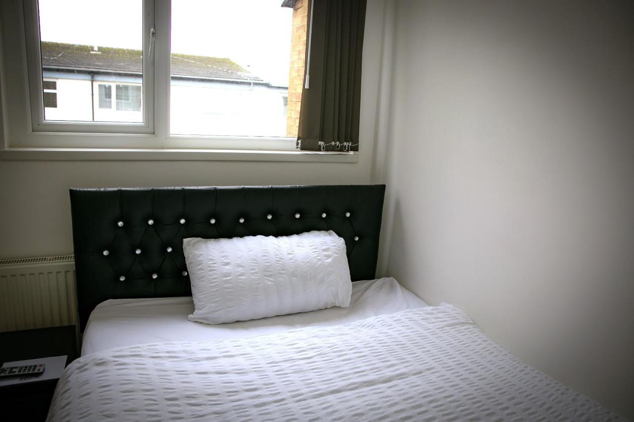 Rostron House Guest house