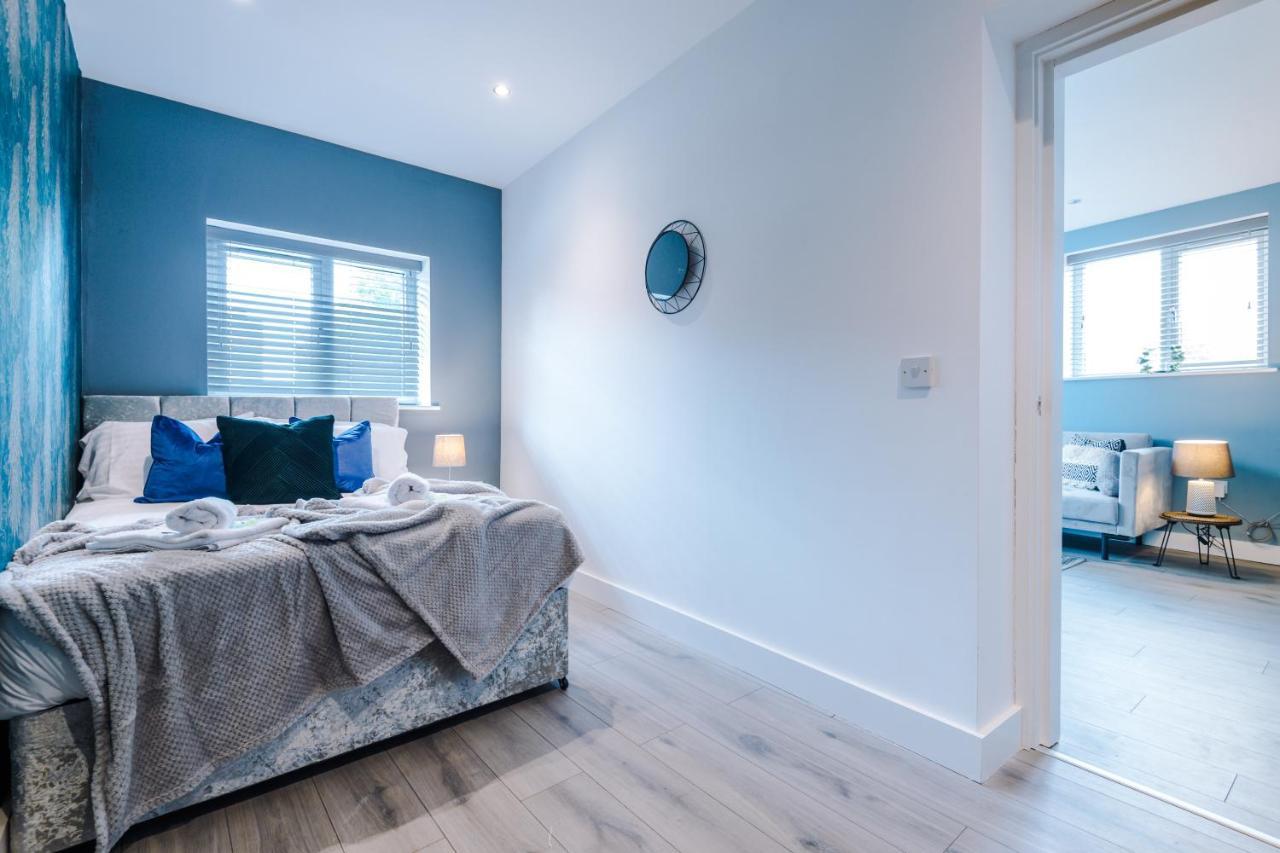 Apartment The Ecclesian - Upscale Near Trafford Centre & Eccles Train Station *
