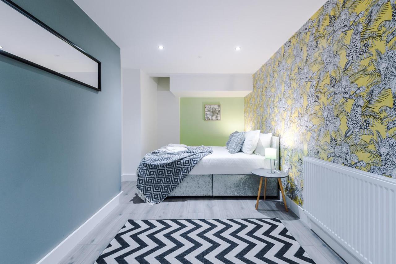 Apartment The Ecclesian - Upscale Near Trafford Centre & Eccles Train Station Manchester