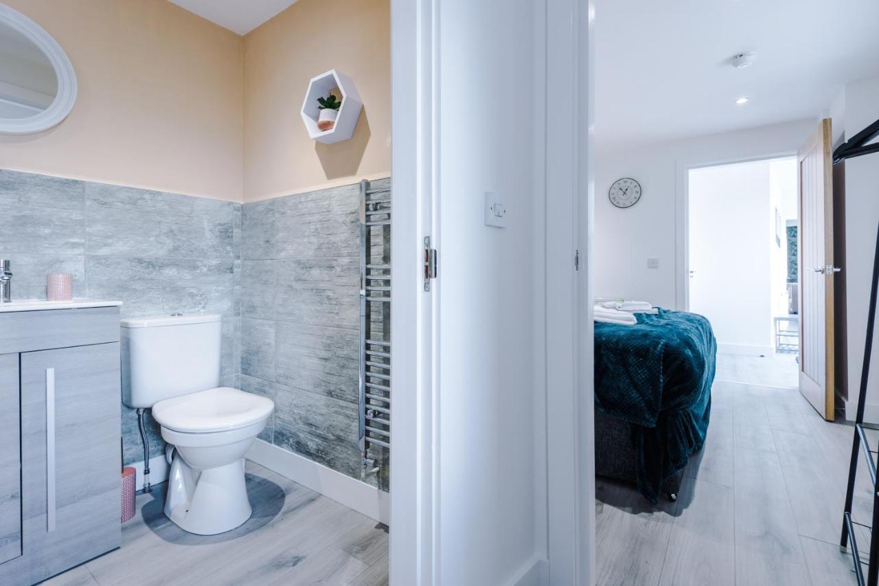 Apartment The Ecclesian - Upscale Near Trafford Centre & Eccles Train Station Manchester