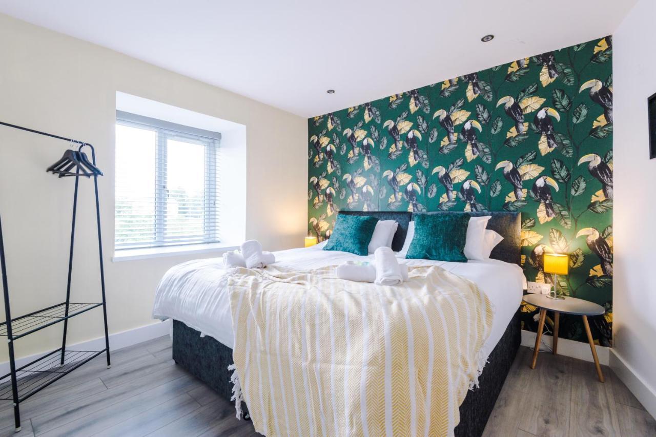 Apartment The Ecclesian - Upscale Near Trafford Centre & Eccles Train Station Manchester