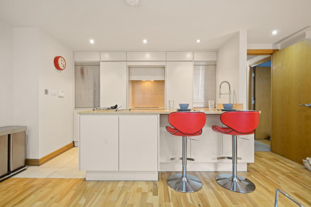 Apartment Lovely 2 Double Bedroom Flat With Patio