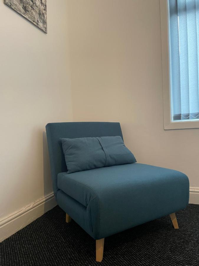 In Levenshulme, Apartment