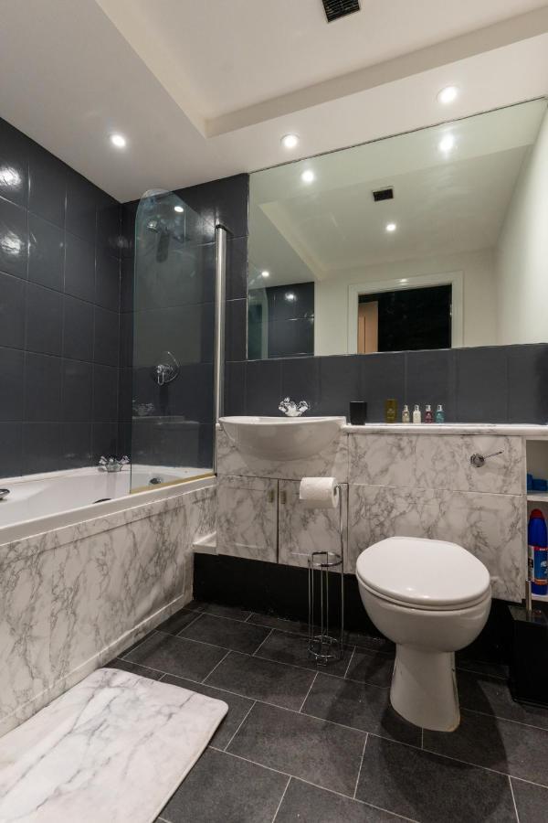 Jpg Theatre - High Floor Mcr Luxe W Balcony Canal Views *