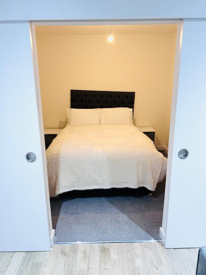 Riio Harzzano Apartment Manchester