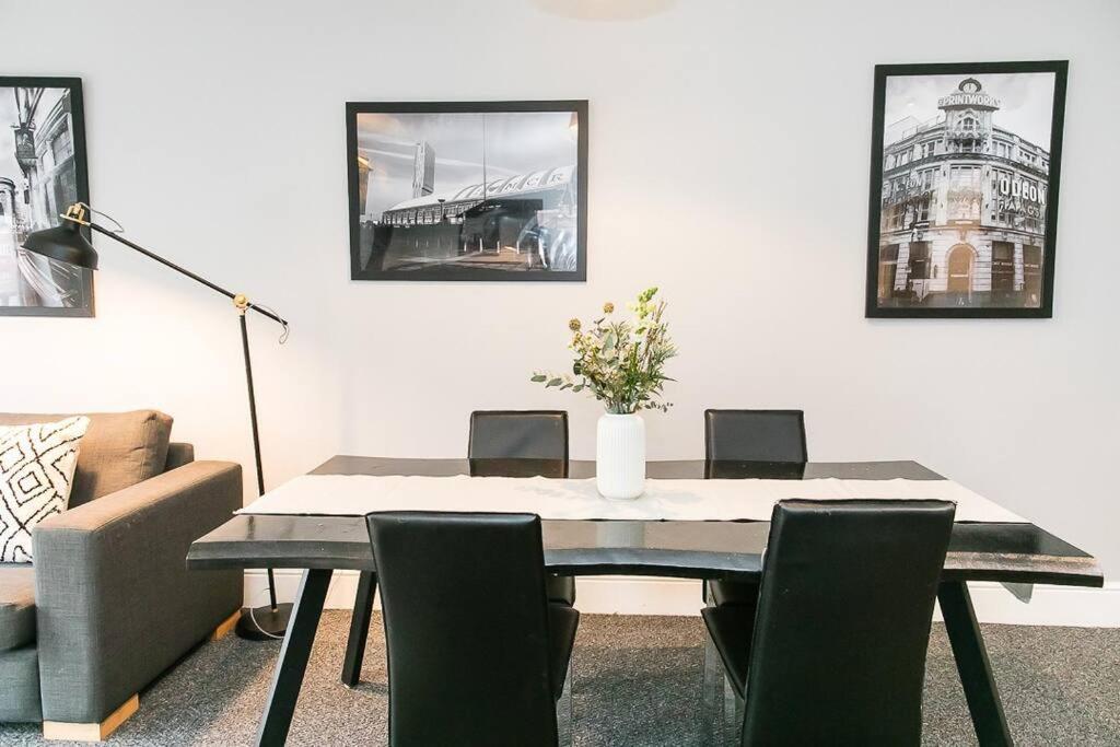 Super Spacious 2 Bed Apartment
