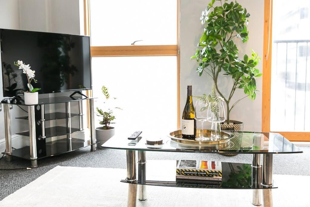 Apartment Super Spacious 2 Bed *