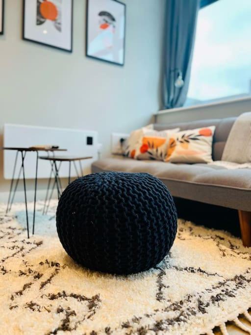 Unique Studio Near Old Trafford Stadium - Sleeps Up To 4! Apartment Manchester