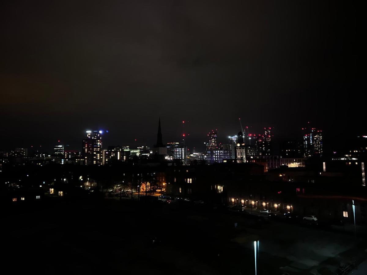 Apartment Luxury 2 Bed With Skyline Views.