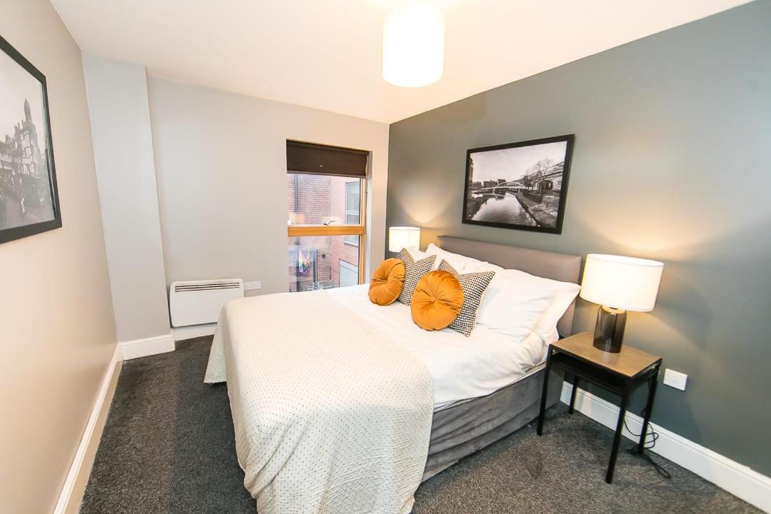 The Warehouse 2 Bedroom Apartment *