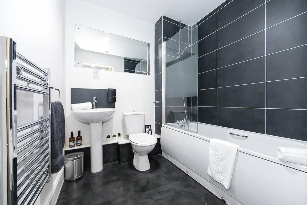 Apartment Super Spacious 2 Bed *