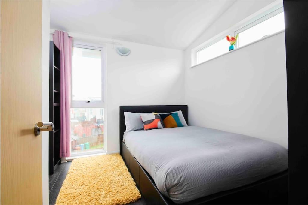 Dellehomes- Free Parking, Wfh, Family-friendly