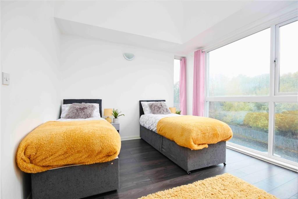 Dellehomes- Free Parking, Wfh, Family-friendly Apartment *
