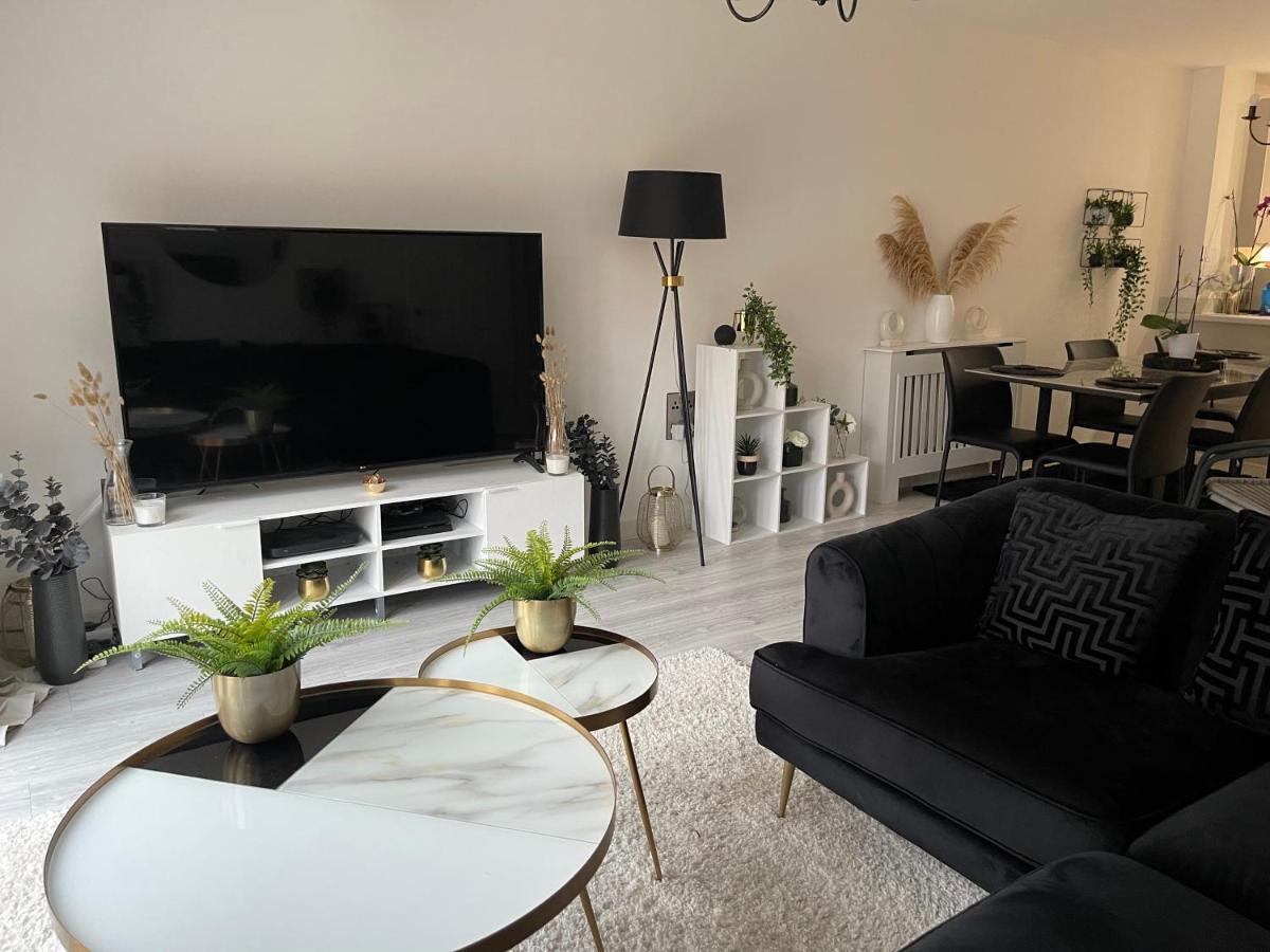 Cosy Bedrooms Homestay *