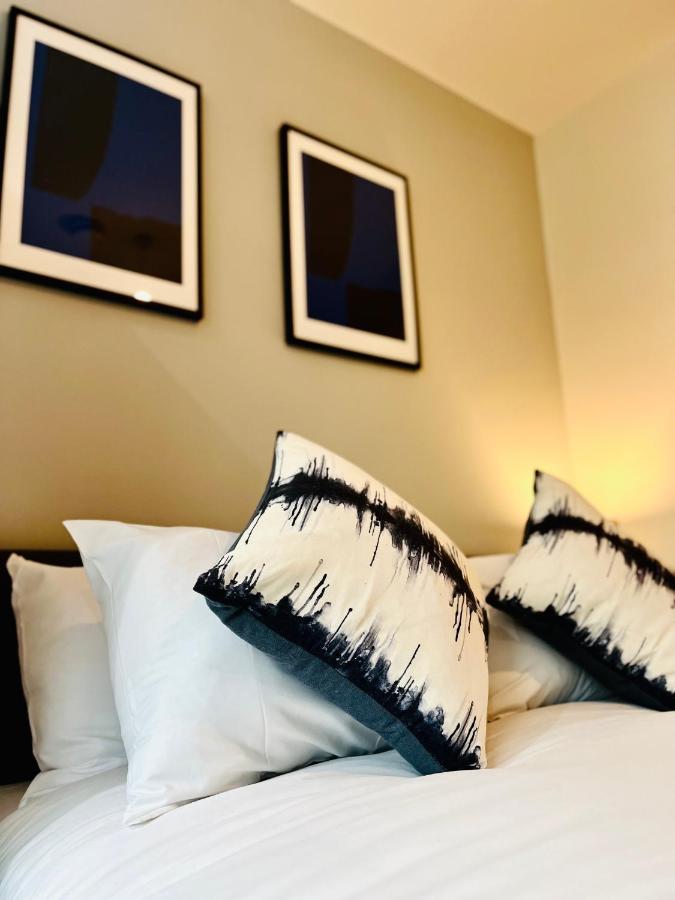 Apartment Stylish Near To Old Trafford Stadium