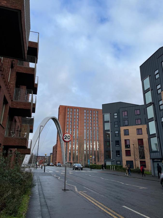Holiday home Entire Captivating 2-bed House In Manchester