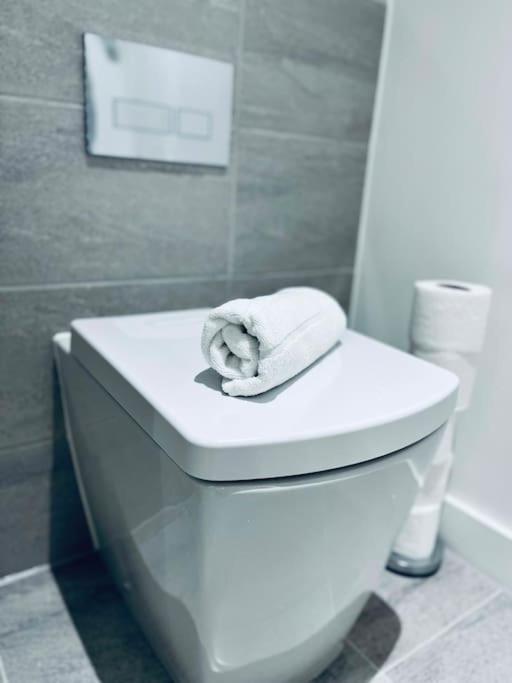 Modern One Bedroom Near Old Trafford Stadium Apartment Manchester
