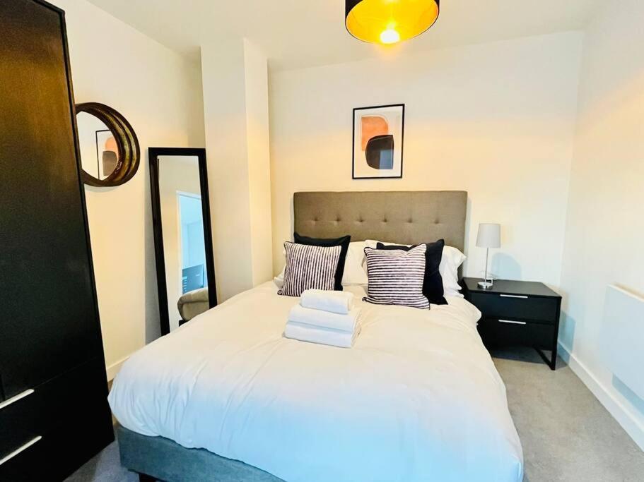 Modern One Bedroom Near Old Trafford Stadium Apartment Manchester
