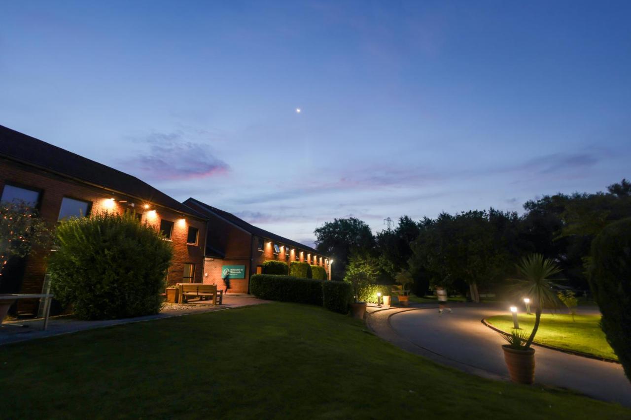 The Waterside And Leisure Club Hotel