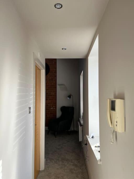 Gorgeous 2 Bed Loft Style *
