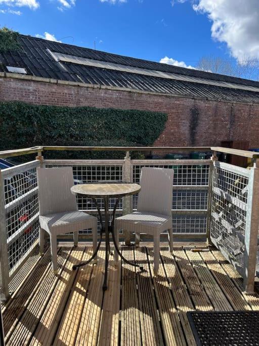 Gorgeous 2 Bed Loft Style * Manchester