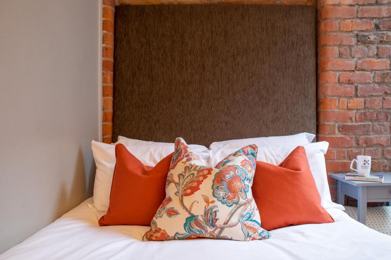 High Street Town House Aparthotel