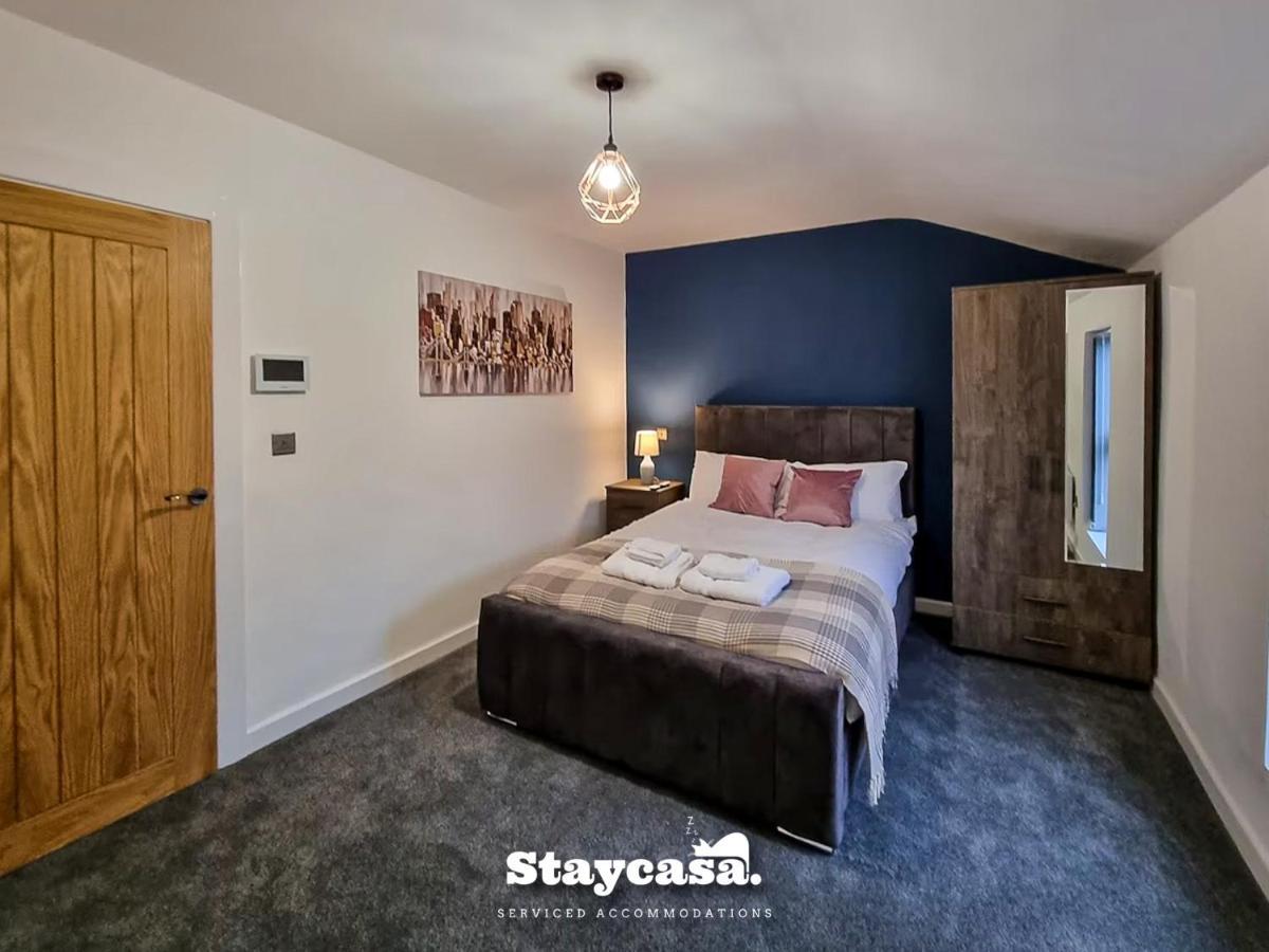 Homestay Magnificent 10 Bedroom Shared House - Great Amenities Manchester