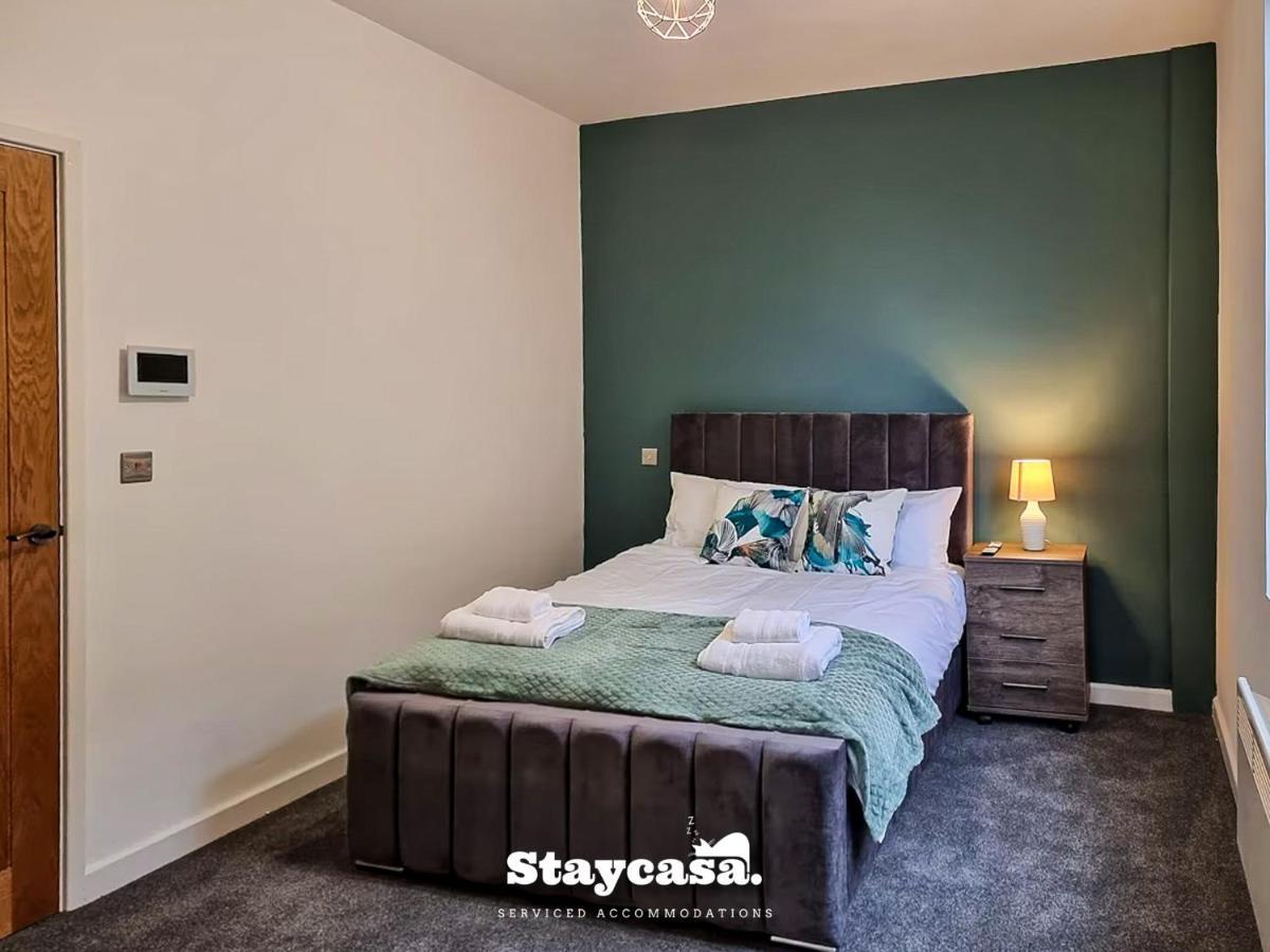 Homestay Magnificent 10 Bedroom Shared House - Great Amenities