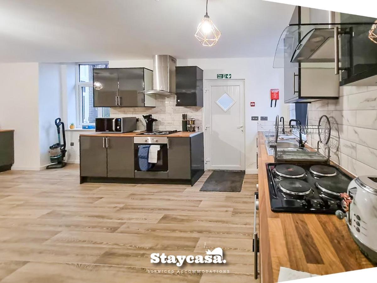Homestay Magnificent 10 Bedroom Shared House - Great Amenities Manchester