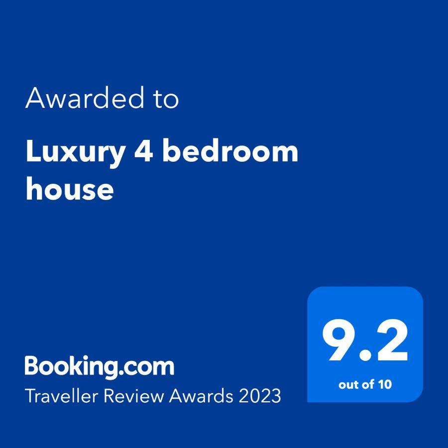 Luxury 4 Bedroom House Manchester