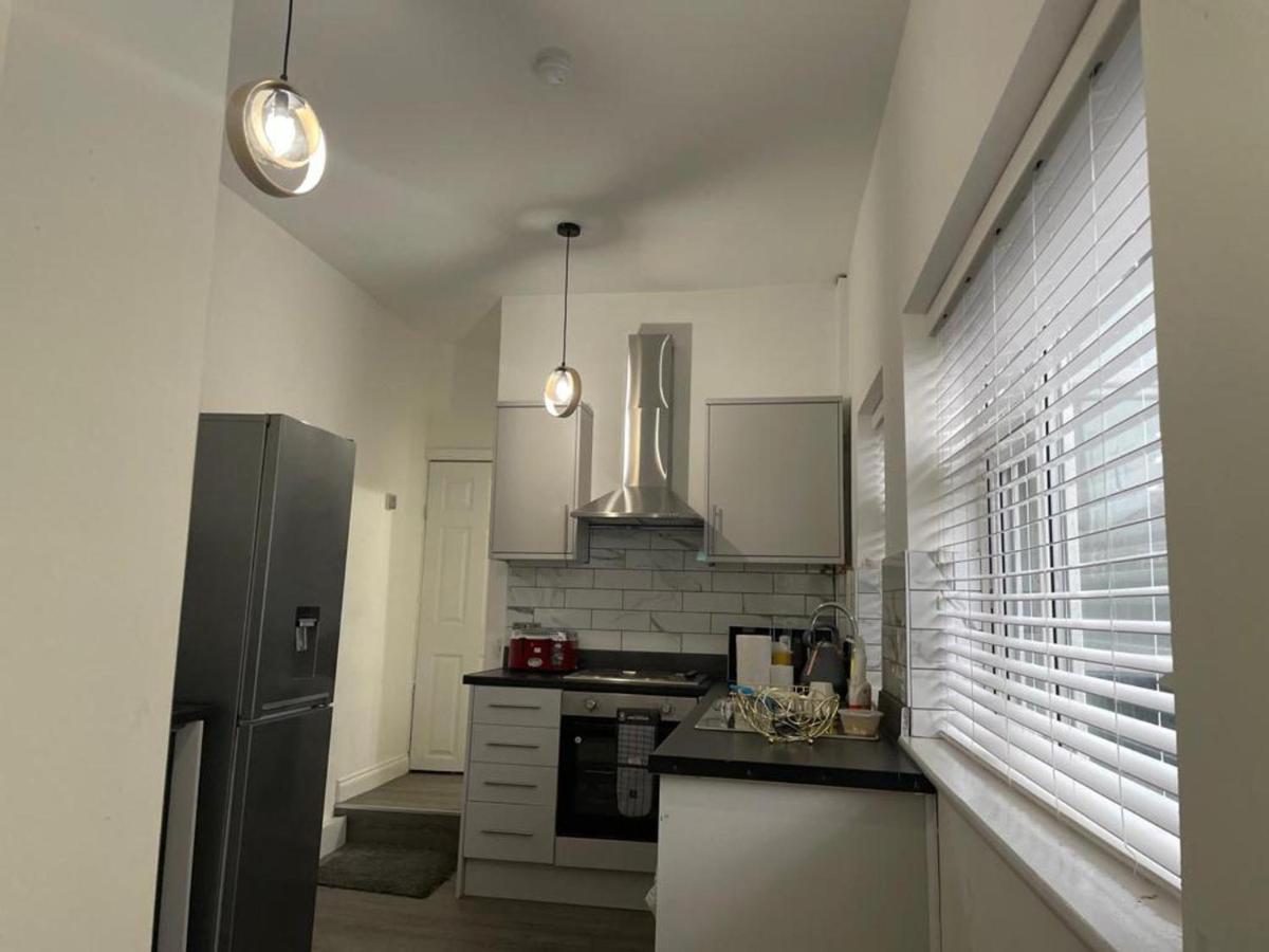 Great House 10mins To Centre Holiday home *