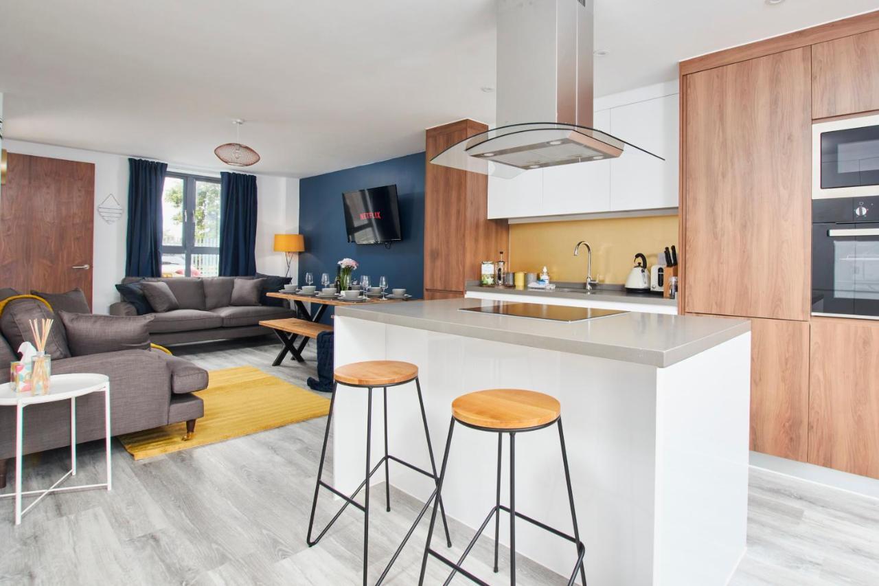 Holiday home Fabulous 5 Bed House W Parking *