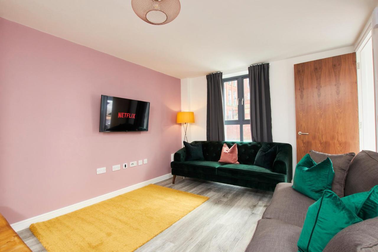 Holiday home Beaut 5 Bed House W Parking Manchester