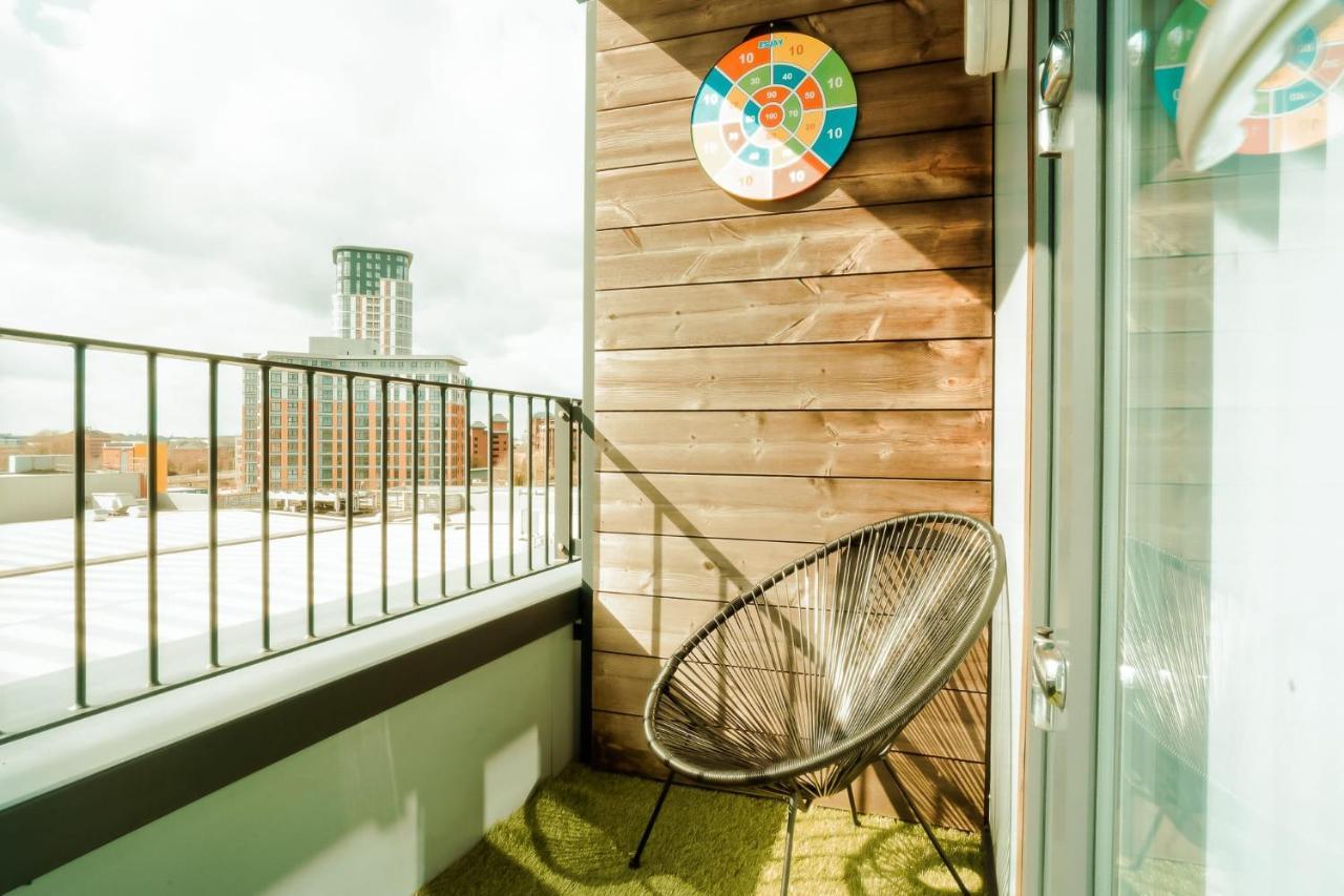 Apartment Chic 2 Bedroom Salford Quays The Lowry Manchester