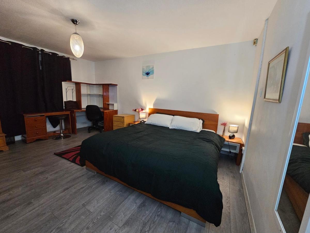 Spacious In The Centre Of The Homestay