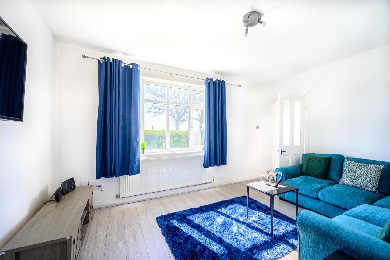 Starview Apartment-manchester Airport Holiday home