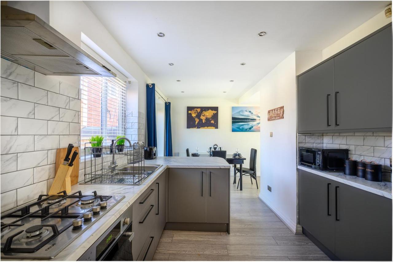 Holiday home Starview Apartment-manchester Airport