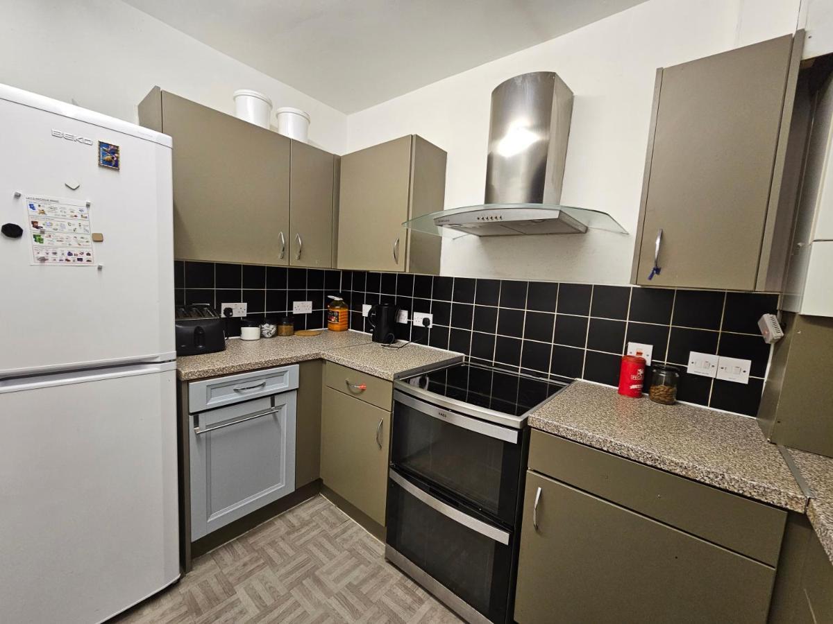 Homestay Spacious In The Centre Of The *