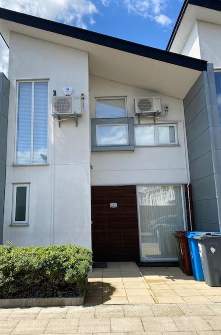 Holiday home Great House + Air Conditioning + Free Car Parking