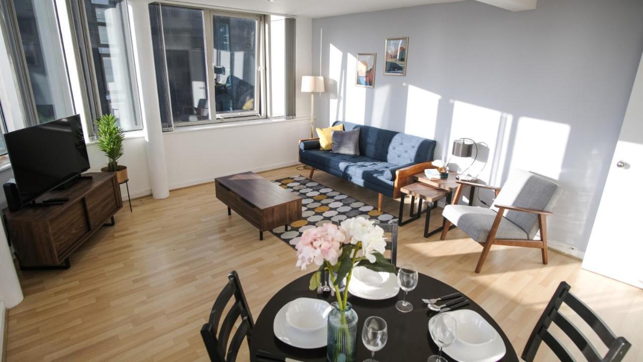 Spacious Centre 5 Guests Long Apartment *