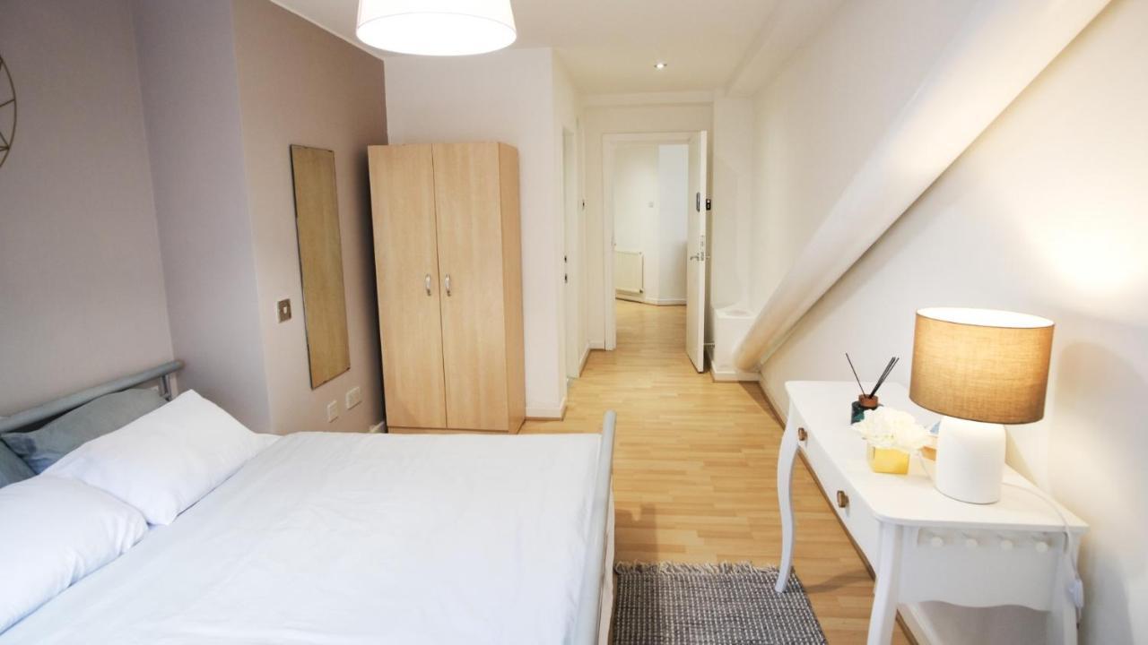 Spacious Centre 5 Guests Long Apartment Manchester