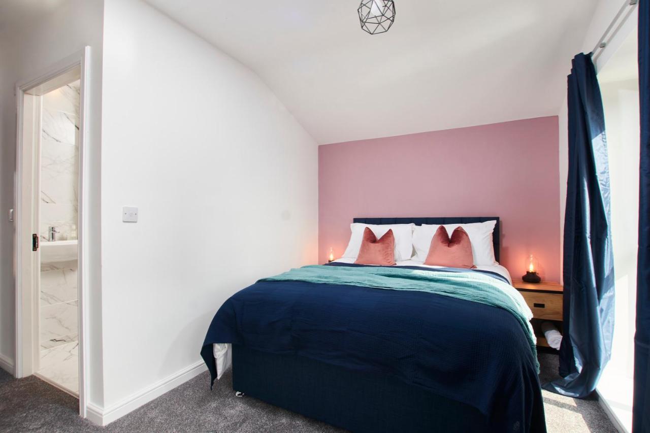 Beaut 5 Bed House W Parking Holiday home *