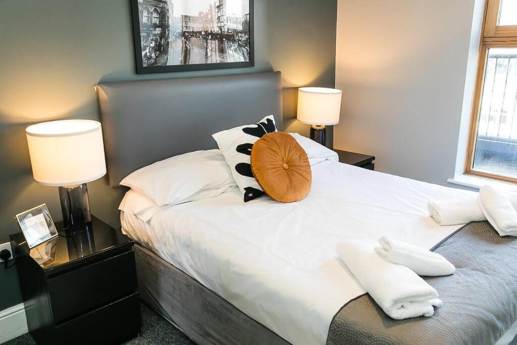 Floor 2 Bedroom Penthouse Apartment