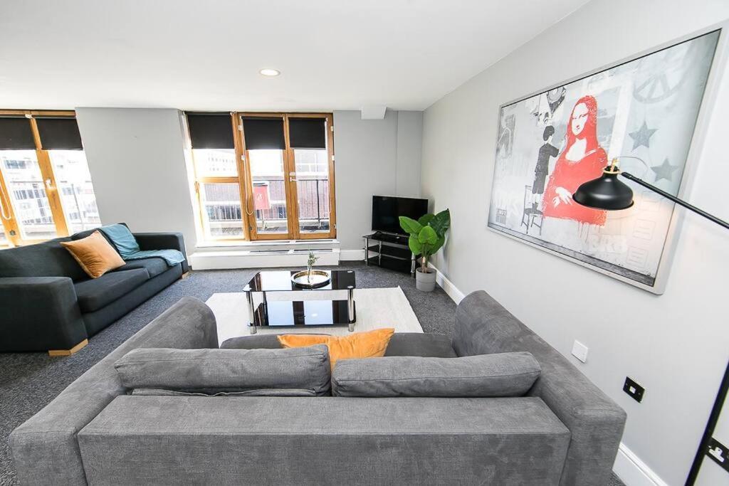 Floor 2 Bedroom Penthouse Manchester