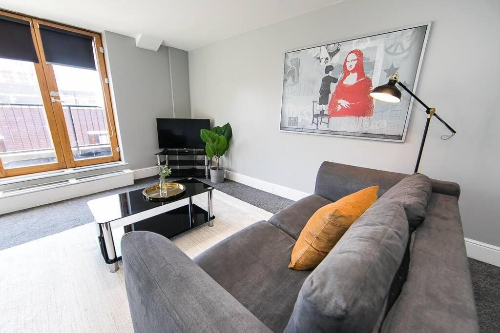 Floor 2 Bedroom Penthouse *